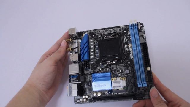 ASRock Z97E ITX A/C Unboxing and Reviews смотреть онлайн