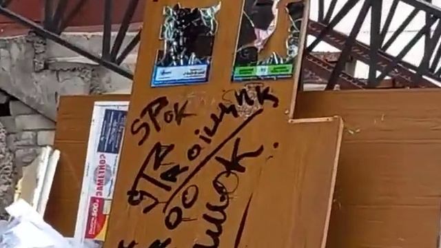 Замена лифтов в общежитии и крыса под лифтом. смотреть онлайн