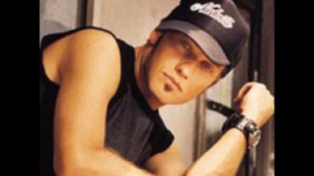 Wonderin' tobyMac ft. Matt Thiessen (from Relient K) смотреть онлайн