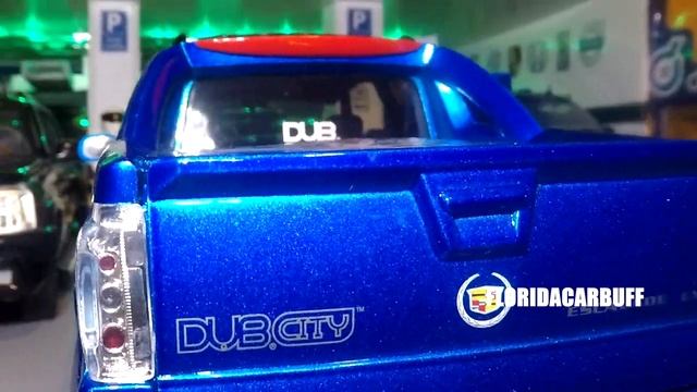 1:18 Cadillac Escalade EXT DUB City Unbox Review and Comparison!! смотреть онлайн
