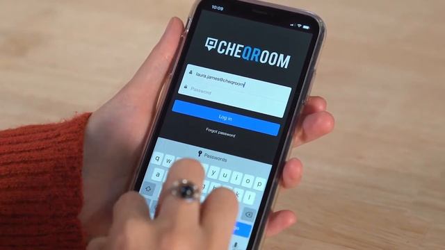 How to do check-outs in Cheqroom смотреть онлайн