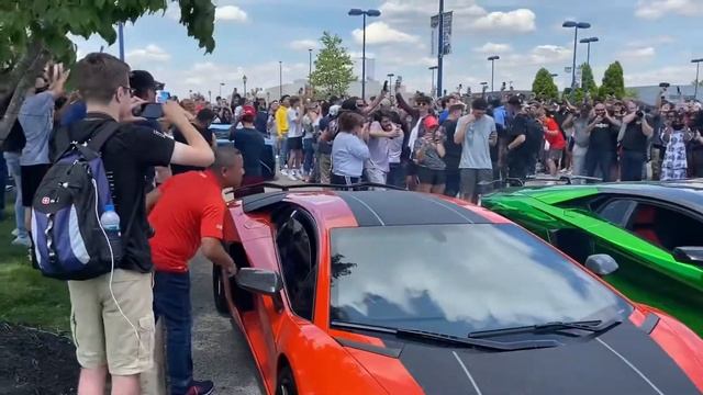 Lamborghini Aventador Rev Battle!! Aventador SVJ vs Aventador! “The Event” смотреть онлайн