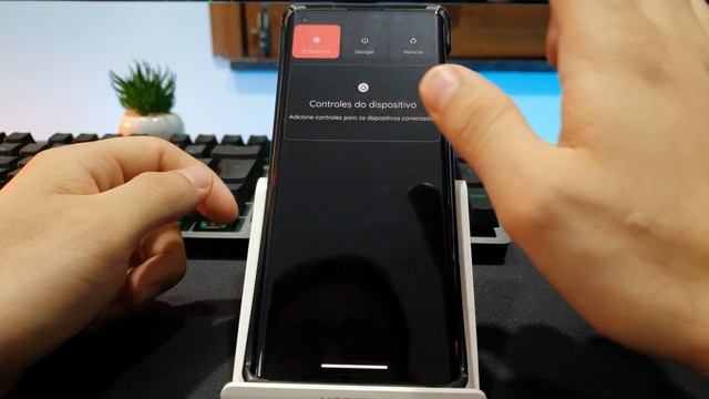 ATUALIZOU!!! ANDROID 11 no MOTOROLA EDGE: NOVIDADES E MUDANCAS VISUAIS!!! (2021) смотреть онлайн