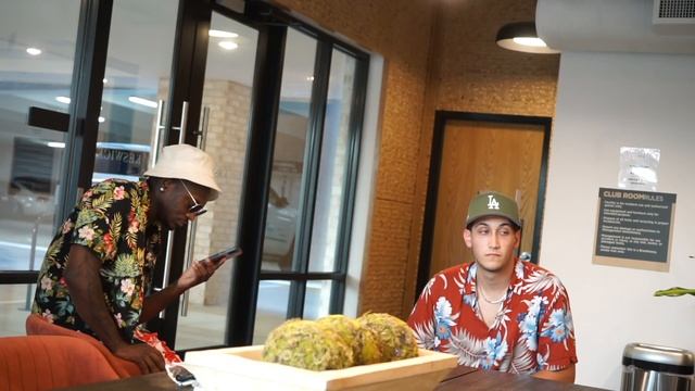 FAKE 2021 MACBOOK CRAIGSLIST AD PRANK ON STRANGERS!! смотреть онлайн