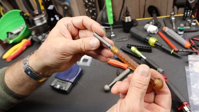 CountyComm Orbit Precision Screwdriver Kits: Titanium, Brass and Ultem. Light, heavy, 100% Great! смотреть онлайн