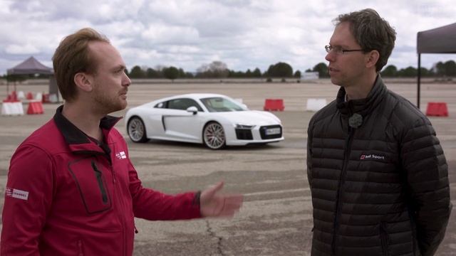 Audi R8 RWS mit Qualm-Garantie: Wer will da noch Quattro? - Vorfahrt (Review) | auto motor und spor смотреть онлайн