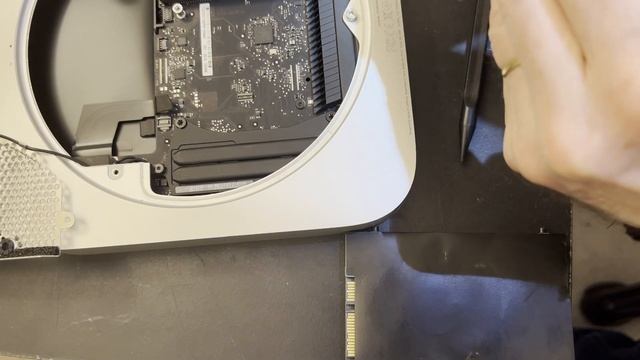 2012 Mac mini Server, SSD upgrade! смотреть онлайн