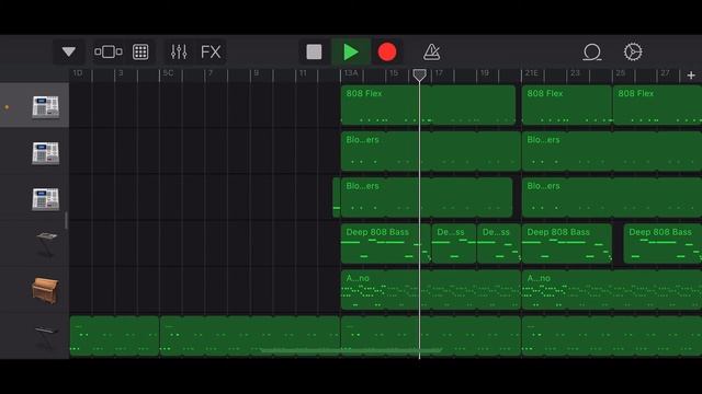 Brass trap beat in GarageBand смотреть онлайн