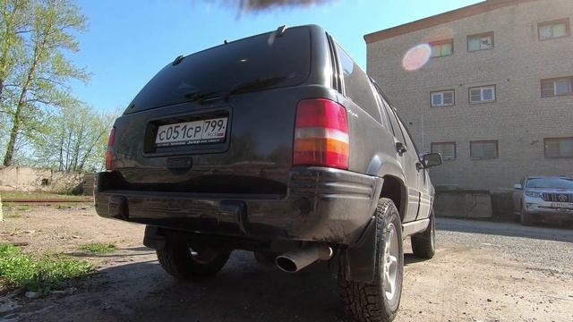 Jeep Grand Cherokee 5.9 V8 start engine смотреть онлайн