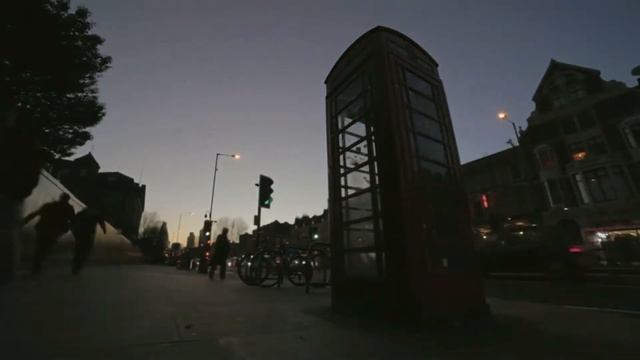 The Iconography of Britain #1 : The Red Telephone Box смотреть онлайн