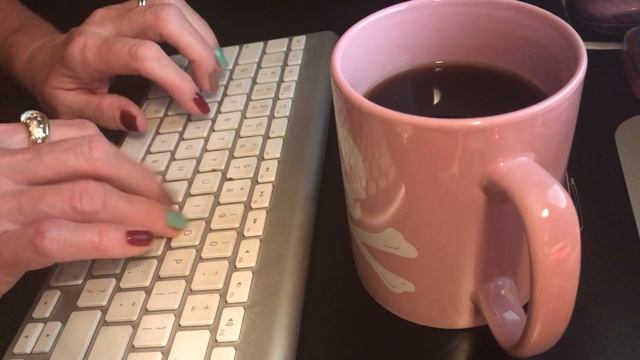 ASMR | TYPING ON iMAC KEYBOARD | TAPPING | COFFEE SLURPS | SOOTHING MUSIC | NO WHISPERING смотреть онлайн