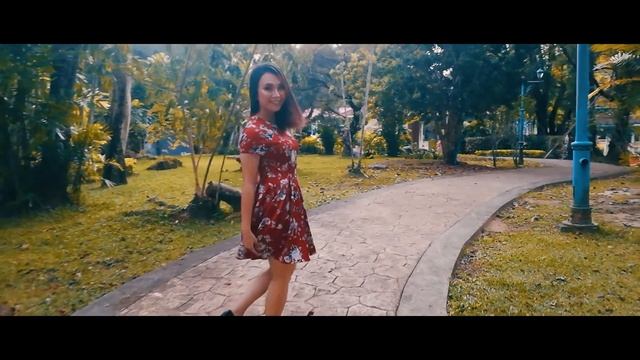 Portrait Video | Sunday Grace смотреть онлайн