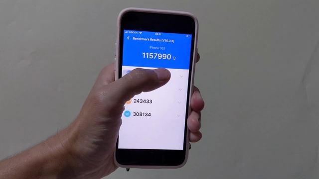 Skor Antutu Benchmark 10 Apple iPhone SE 3 2022 5G Chip A15 Bionic in 2024 смотреть онлайн