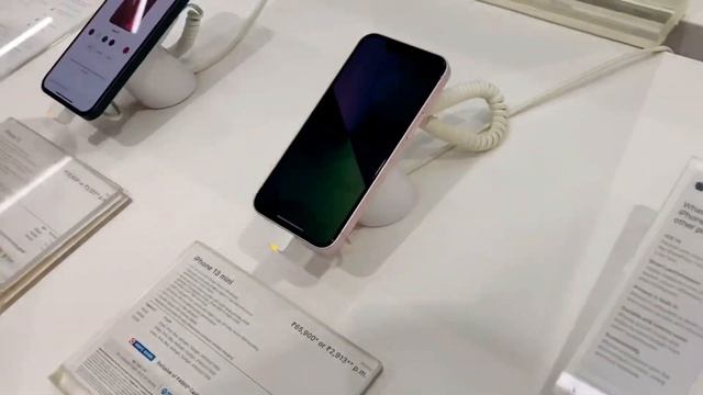 Finally I bought iPhone 13😎 // upgrade from iPhone 8 // unboxing of iphone 13 // Merry’s World смотреть онлайн