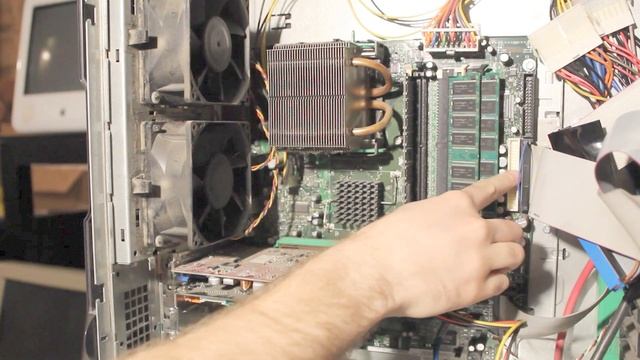 The Dell Dimension XPS - A PC Gaming Powerhouse from 2003 смотреть онлайн