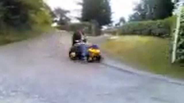 Trattorino drift drifting rally ottima discesa смотреть онлайн