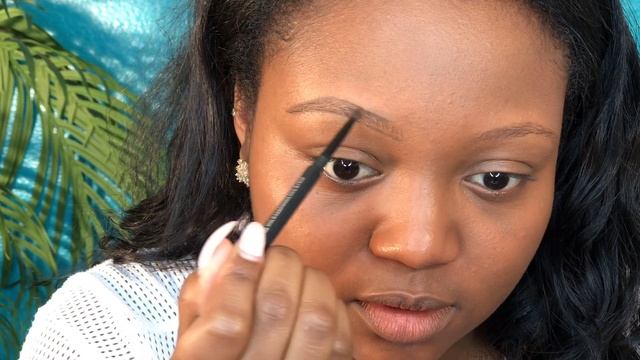 HOW TO GET PERFECT BROWS | EYEBROW TUTORIAL & GET READY WITH ME! смотреть онлайн