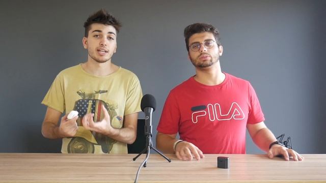150€ vs 25€: AirPods 2 vs AirPods ECONOMICHE! смотреть онлайн