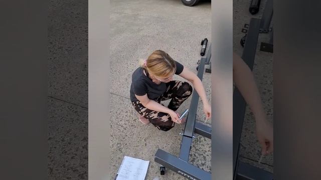How to assemble the engine hoist. Как собрать подъёмник двигателя. смотреть онлайн