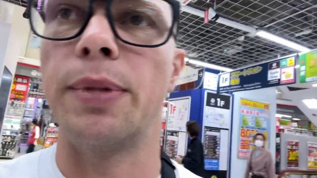 Цены на Apple в Японии. Март 2024 (tax free). Bic Camera store. смотреть онлайн