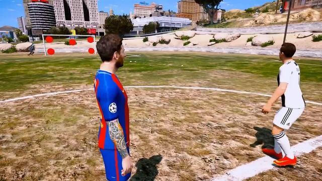 RONALDO VE MESSİ HALI SAHA MAÇI YAPIYOR! - GTA 5 FUTBOL MODU смотреть онлайн