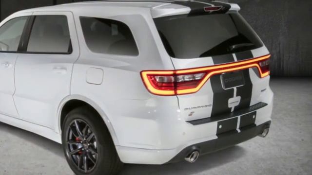 Dodge Durango Just Got Even Better | MoPar Options for R/T, SRT | 2018 Chicago Auto Show смотреть онлайн