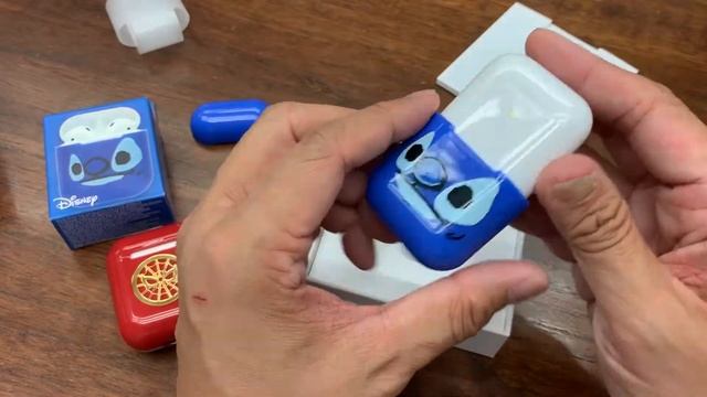 CAMINO AirPod case put into Apple AirPod with wireless charging case Demo смотреть онлайн