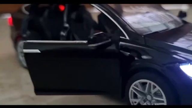 toys tesla model x film смотреть онлайн