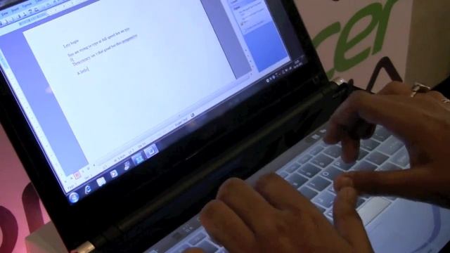 Acer Iconia Notebook - Dual Touchscreen's (Keyboard Review) смотреть онлайн