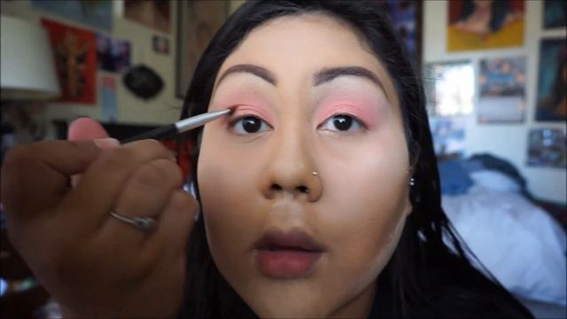 PINK AND PURPLE EYESHADOW USING SELENA x MAC COLLECTION смотреть онлайн