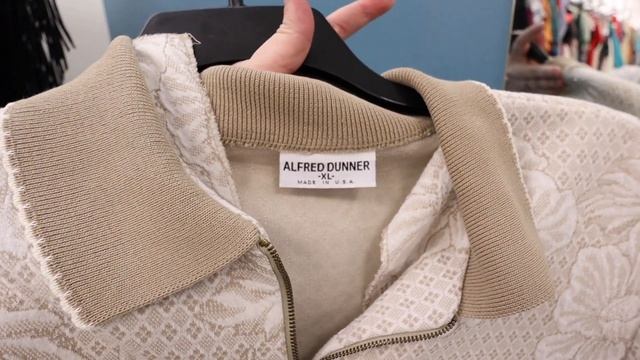 Thrift With Me At My FAVORITE Goodwill + Try On Haul // Can I THRIFT A FULL Fall Outfit Under $30??