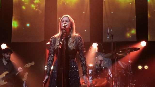 Rooms on Fire Rumours of Fleetwood Mac 2022 смотреть онлайн