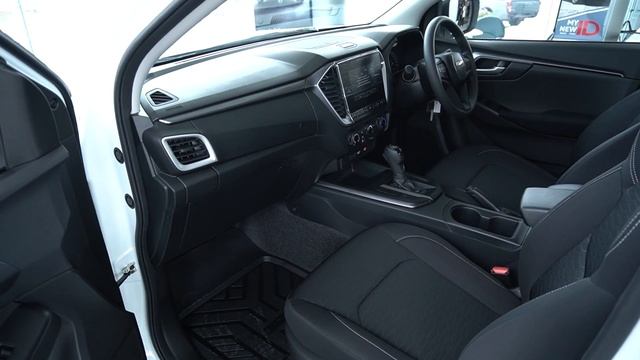 ISUZU D-MAX Cab4 เตี้ยเกียร์ออโต้ เกรดใหม่ L DA รุ่นปี 2022 смотреть онлайн