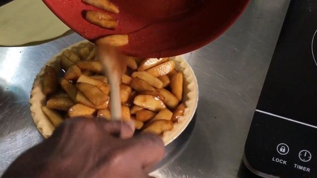 How to make an apple pie without a soggy crust | how to make apple pie with pre-made crust смотреть онлайн