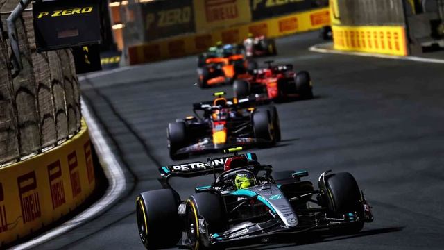 What Mercedes JUST DID Is SHOCKING! смотреть онлайн