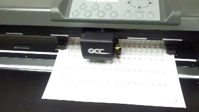 GCC Jaguar IV-61 Cutting Plotter смотреть онлайн