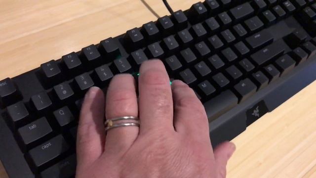 Razer Blackwidow X Chroma Keyboard Animation Demo смотреть онлайн