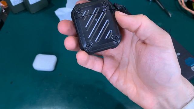 SUP SUPCASE Unicorn Beetle Pro rugged "tactical" for Apple Airpods case with carabiner смотреть онлайн