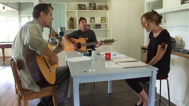Oh Daddy. Chris, Angela and Laurence. (Fleetwood Mac) смотреть онлайн