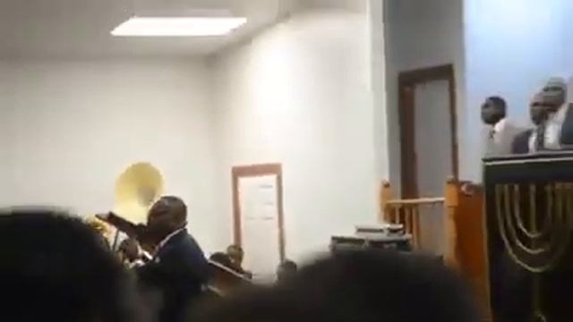 Sak ta kenbem poum pata sèvi gran Bondyem nan смотреть онлайн