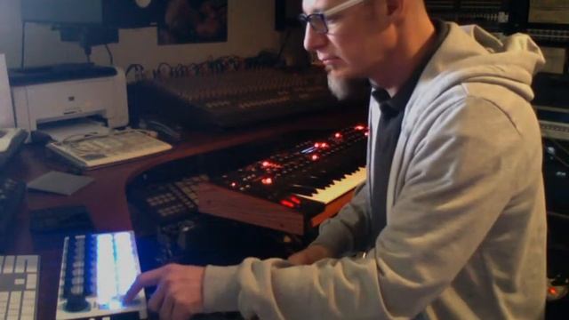 Arturia Beatstep and D.S.I. Prophet 12 (audio from iMac microphone) смотреть онлайн
