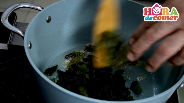 SOPA TOLTECA ¡EXQUISITA! con Omar Fierro 🍴 | Hora De Comer смотреть онлайн