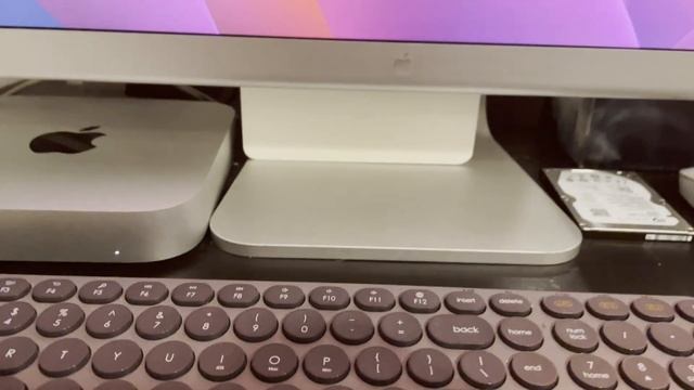 Apple Cinema HD Display 20 Lat Po Premierze! смотреть онлайн