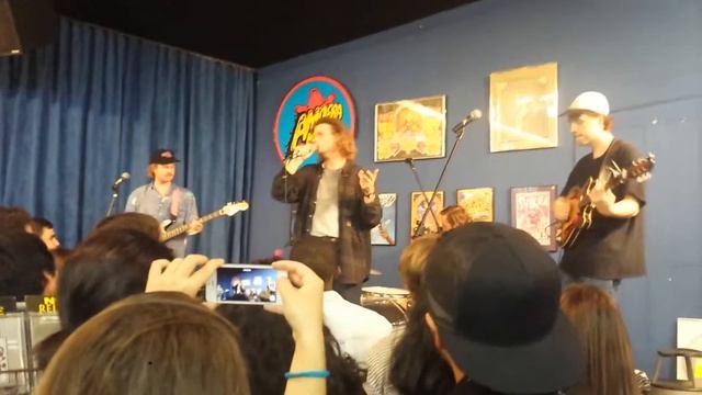 Mac Demarco - Still Together Live смотреть онлайн