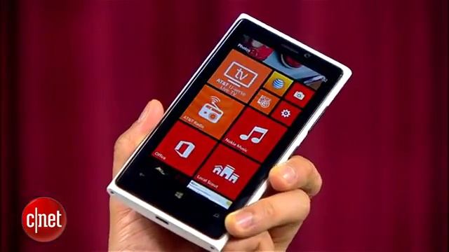 Nokia Lumia 920 vs. HTC Windows Phone 8X - interestingchannel07 смотреть онлайн