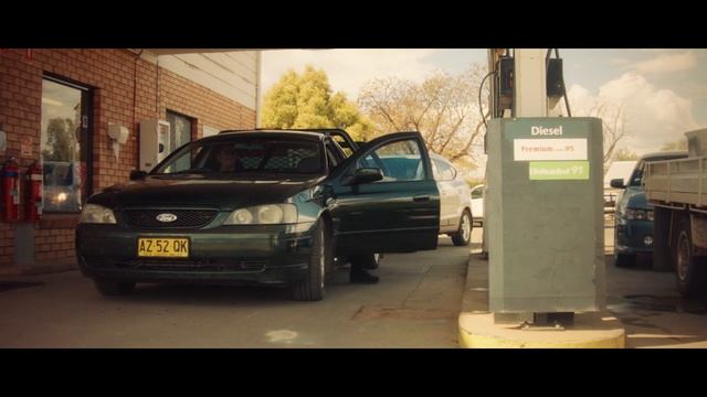 Just A Couple More Miles - Bill Amos (Official Music Video) смотреть онлайн