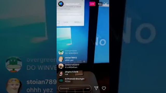 Julia from Electronicwiz1 gets Windows 10 RS4 смотреть онлайн