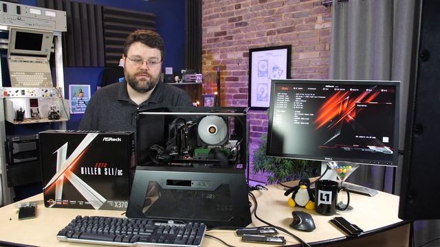 ASRock X370 Killer SLi Motherboard Review + Linux Test смотреть онлайн