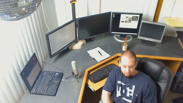 What Operating System Do You Use? Windows or OSX or Linux or ?? смотреть онлайн