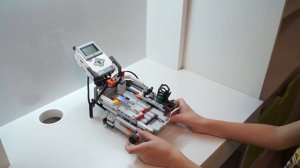 Пинбол из конструктора Lego NXT и EV3